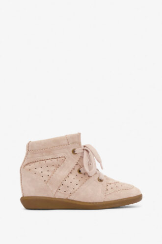 Bobby Sneakers med kilklack i perforerat mocka Bobby Sneakers med kilklack i perforerat mocka