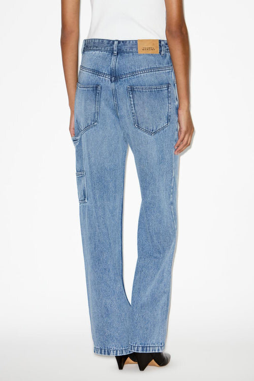 Bymara Flödande, löst sittande jeans Bymara Flödande, löst sittande jeans