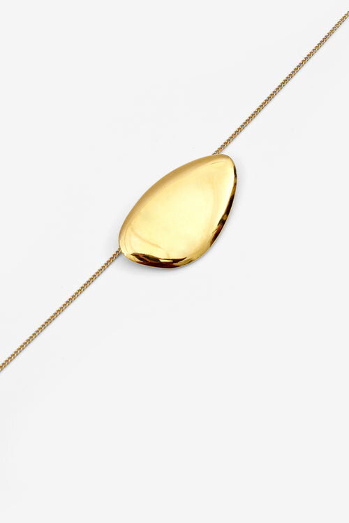 Ella Halsband i guldpläterad mässing Ella Halsband i guldpläterad mässing