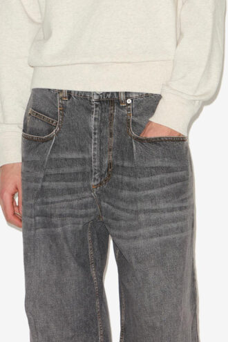 Janael högmidjade jeans med lös passform