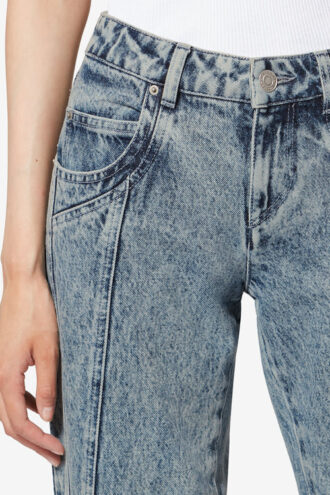 Jaylis tvättade bootcut-jeans i denim