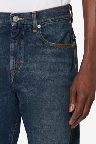 Lewys 5-fickors jeans i blekt denim