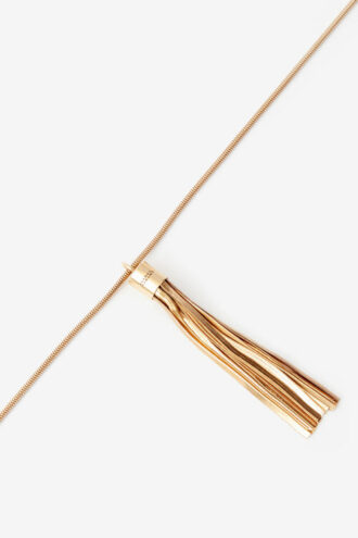 Naoki långt halsband i guldpläterad mässing med tofs