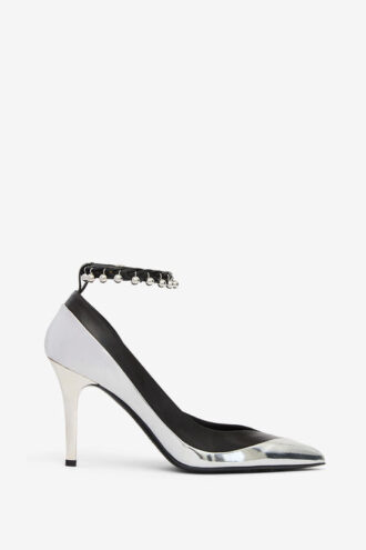 Peleny Slingbacks