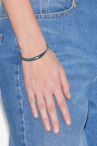 Pio Armband i mässing med silverfinish