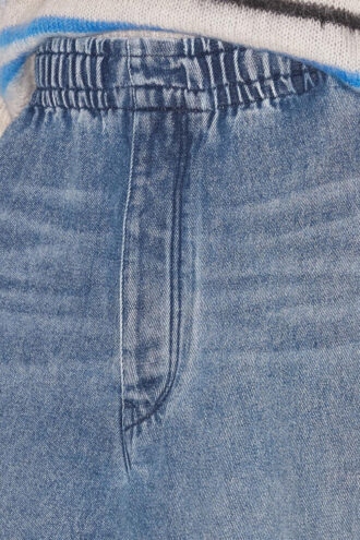 Timeo Flödande jeans med elastisk midja Timeo Flödande jeans med elastisk midja