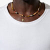 Yulian Stone, Wood och hänge-halsband Yulian Stone, Wood och hänge-halsband