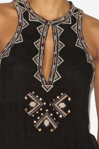 Zahara broderad topp i matka-silke