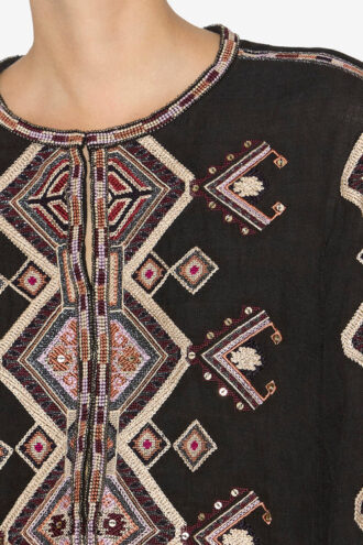 Zelda broderad blus i matka-silke Zelda broderad blus i matka-silke